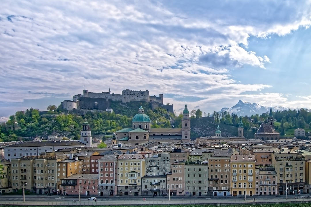 Stadt Salzburg mit Festung